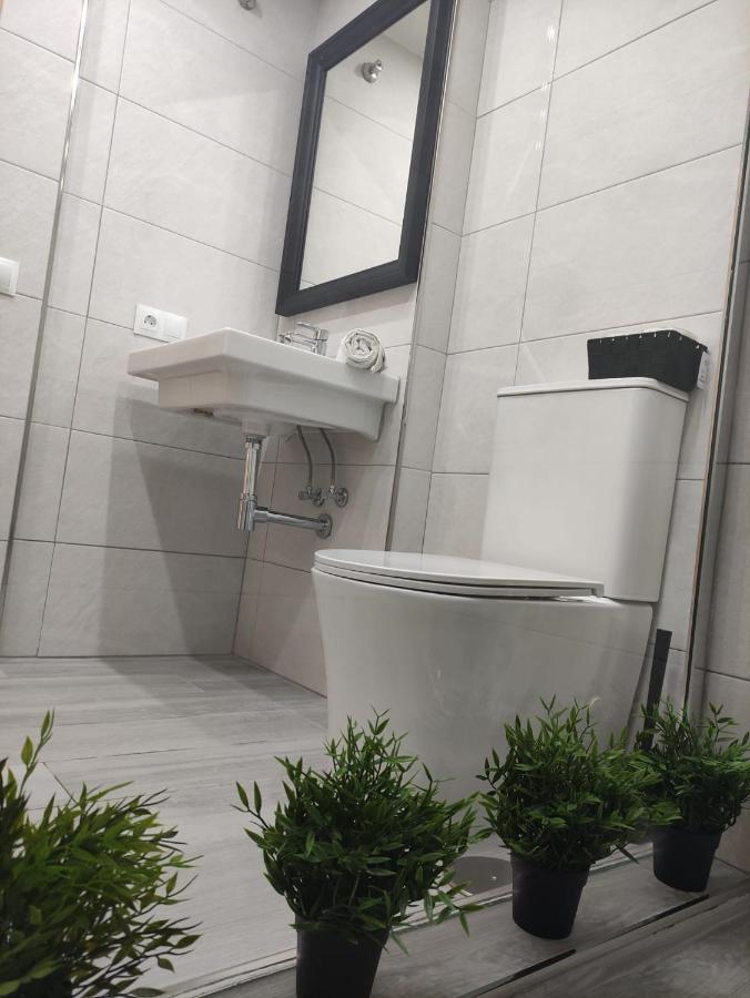 Apartamento La Victoria Малага Екстериор снимка