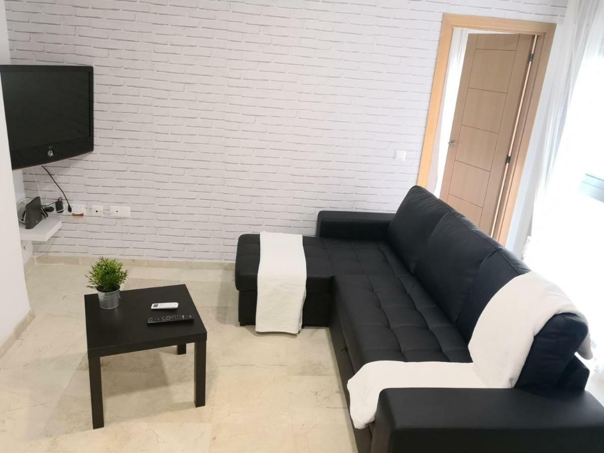 Apartamento La Victoria Малага Екстериор снимка