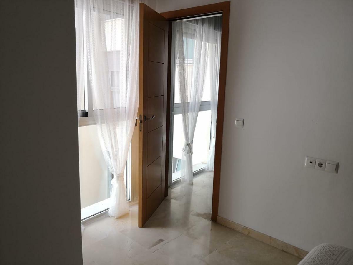 Apartamento La Victoria Малага Екстериор снимка