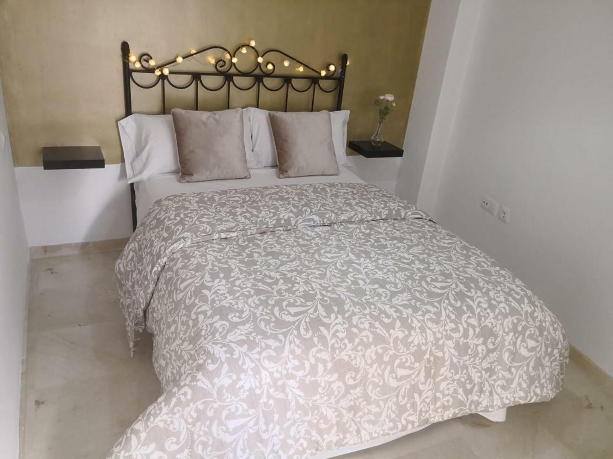 Apartamento La Victoria Малага Екстериор снимка
