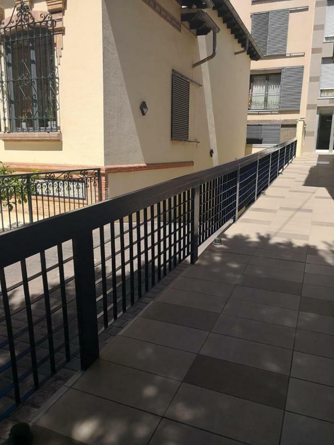 Apartamento La Victoria Малага Екстериор снимка